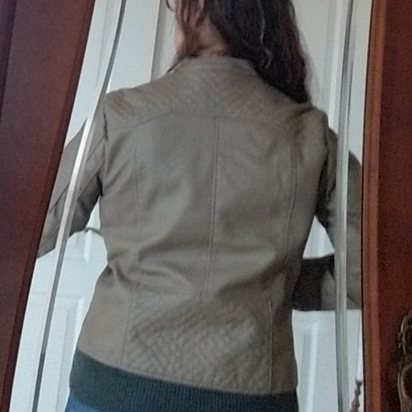 Moto jacket - Picture 3 of 7
